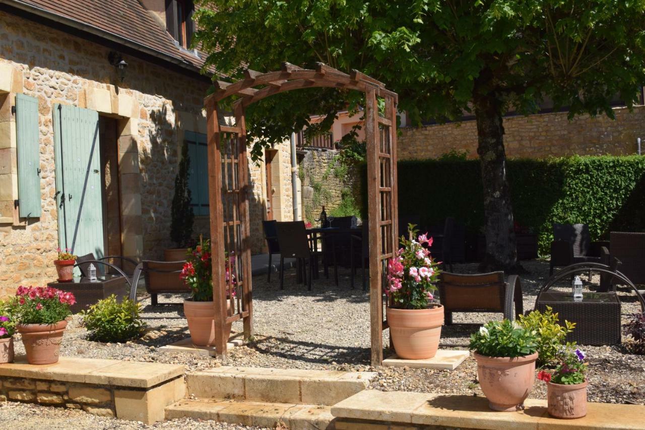 Domaine Lacoste Carsac-Aillac Exteriör bild